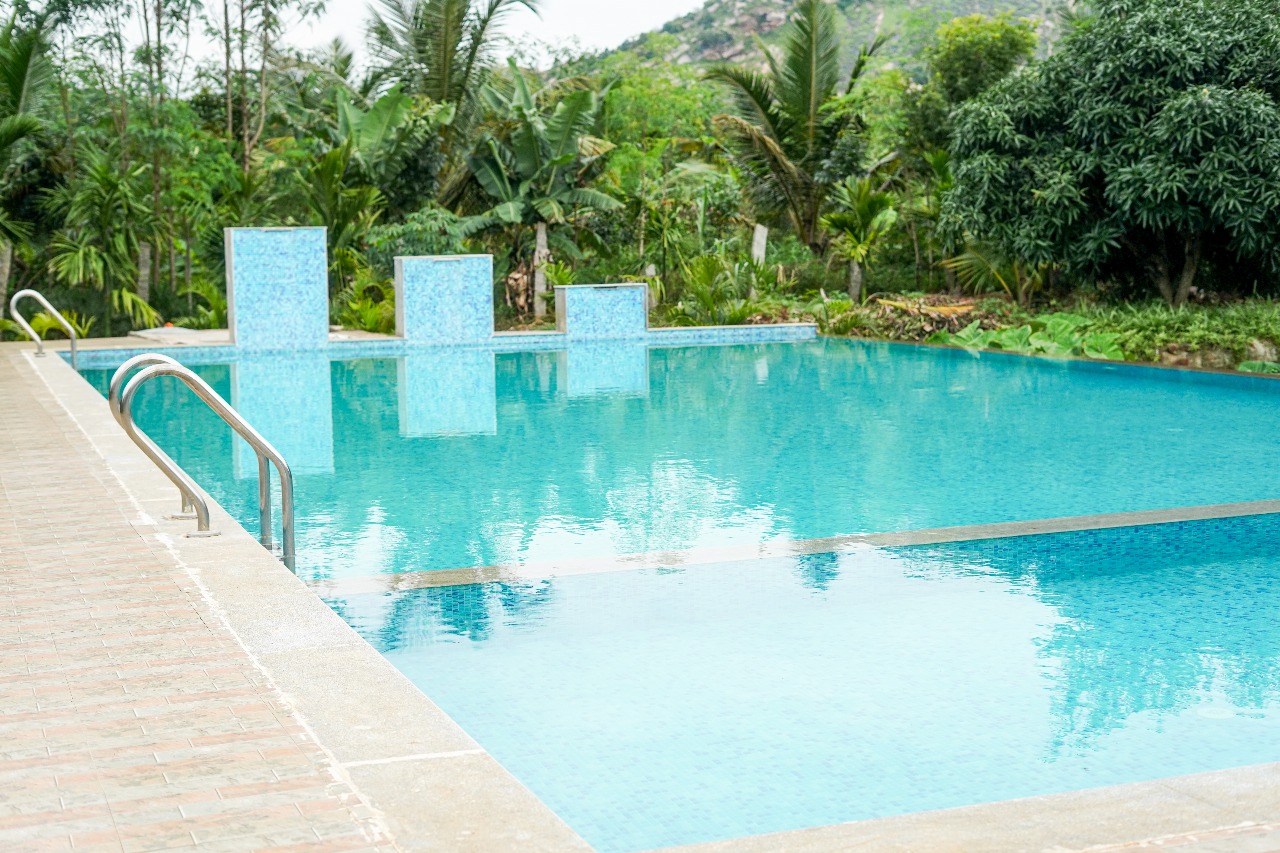 pool